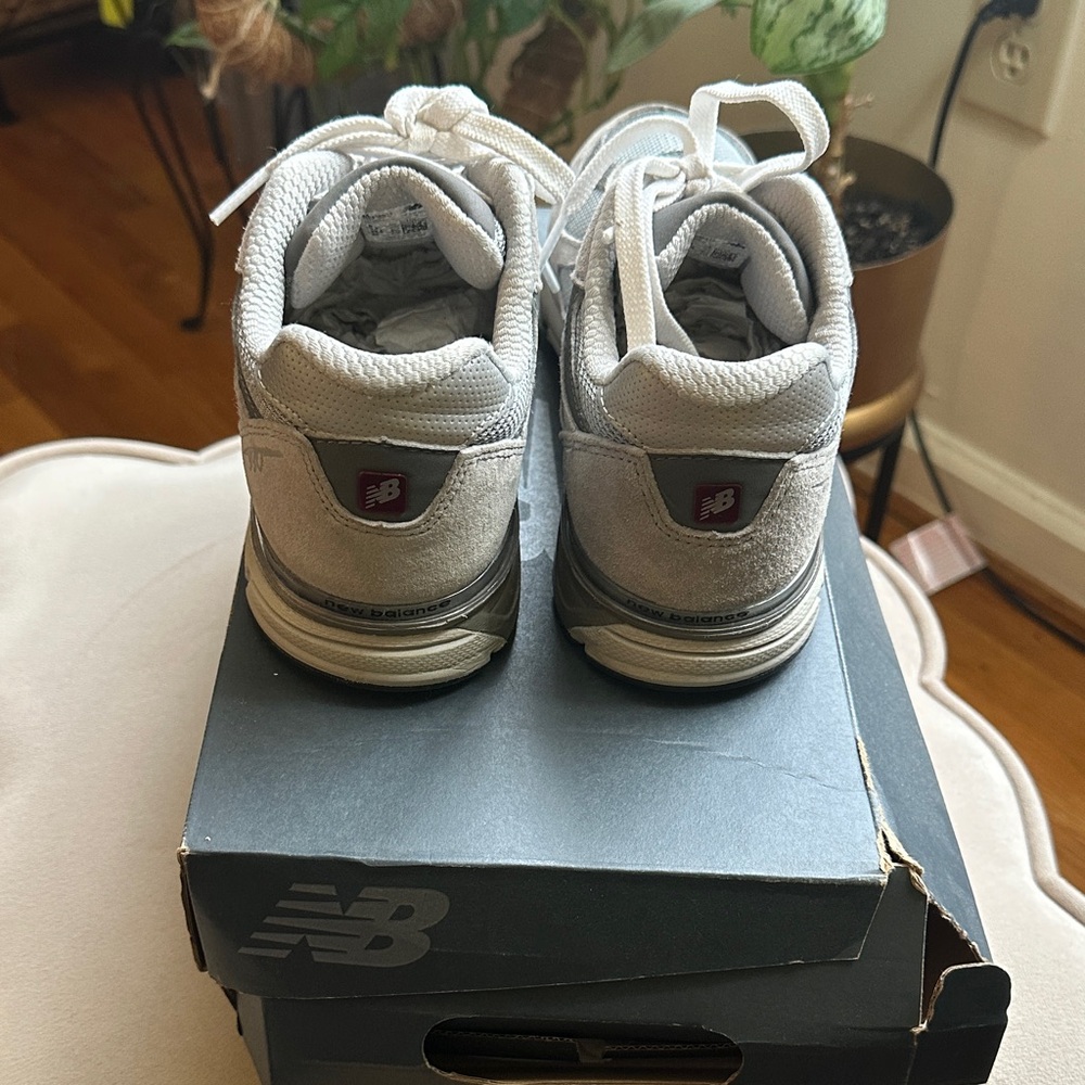 New Balance Kids' Light Gray Sneakers - Picture 4 of 5